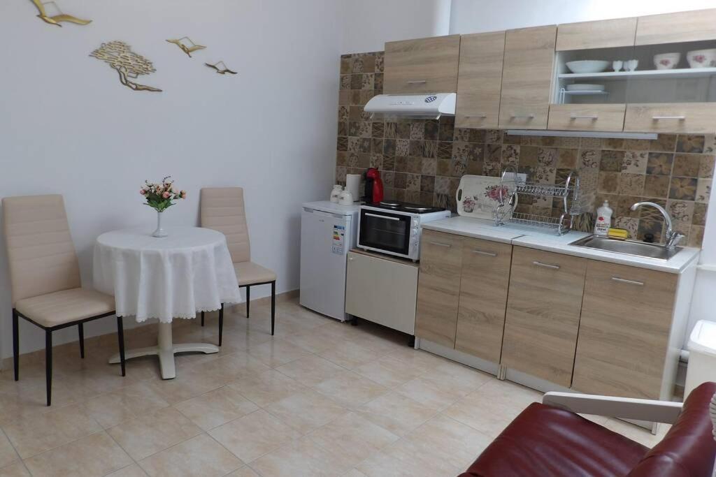 Kliklis Apartment Iraklio Exterior foto